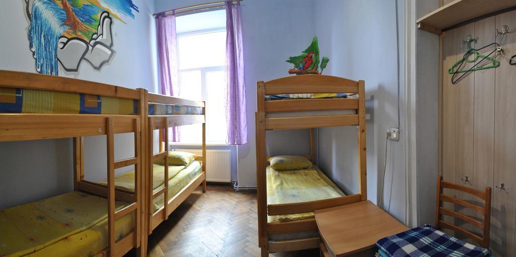 Hostel Comfort Lviv Exterior photo